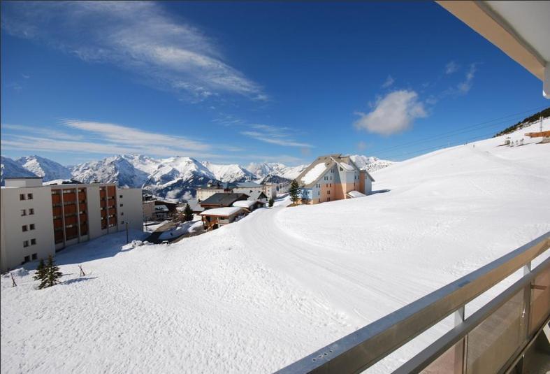 Hotel Le Dome Alpe d'Huez Exterior photo