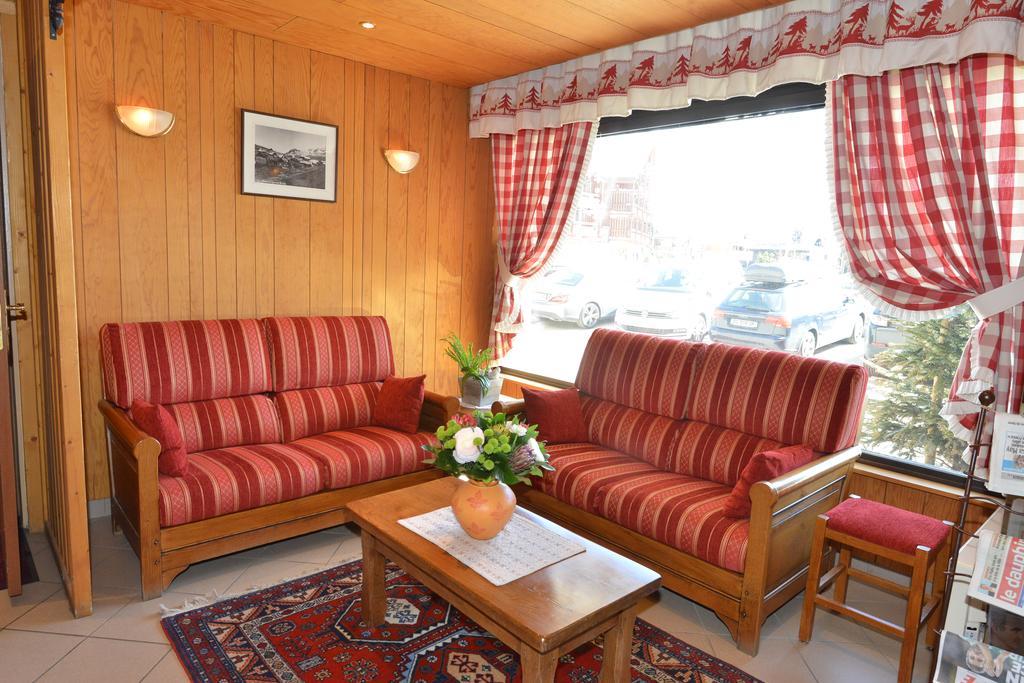 Hotel Le Dome Alpe d'Huez Exterior photo