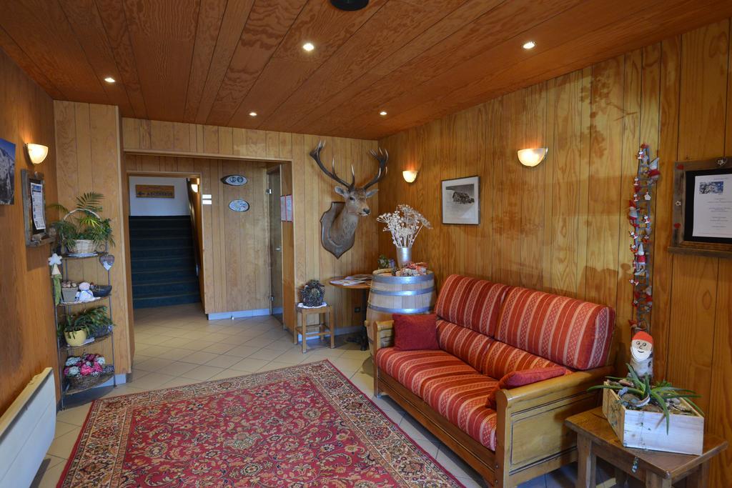 Hotel Le Dome Alpe d'Huez Exterior photo